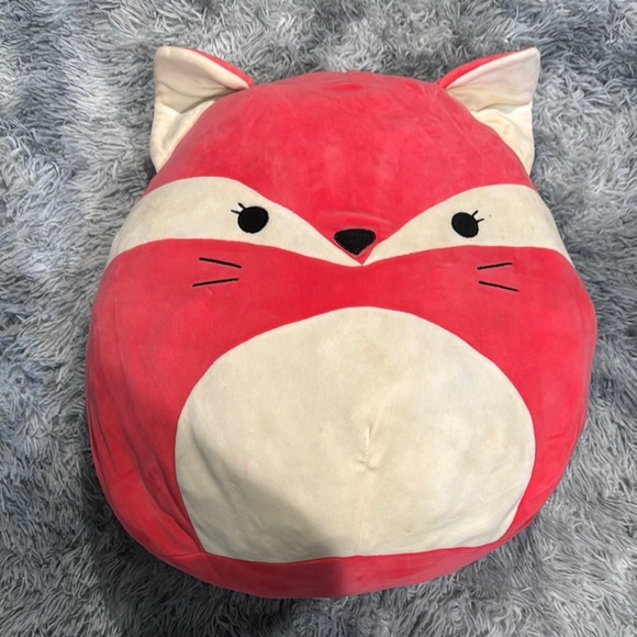 Squishmallows Red and Cream Fox Plush - Picture 1 of 5